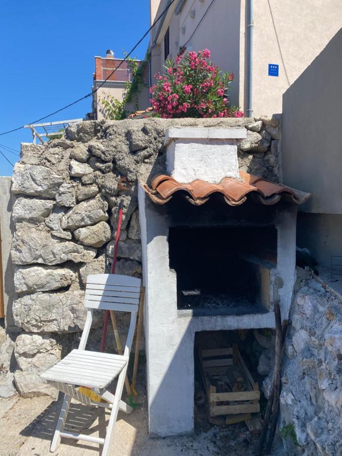 Ustrine Vita Vacation Home מראה חיצוני תמונה